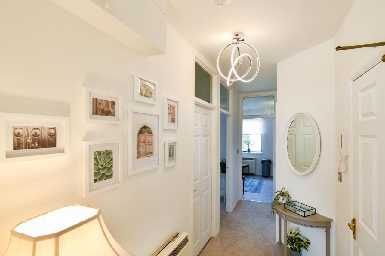 Luxury Spacious 2 Bed Apartment Shilton  Eksteriør bilde